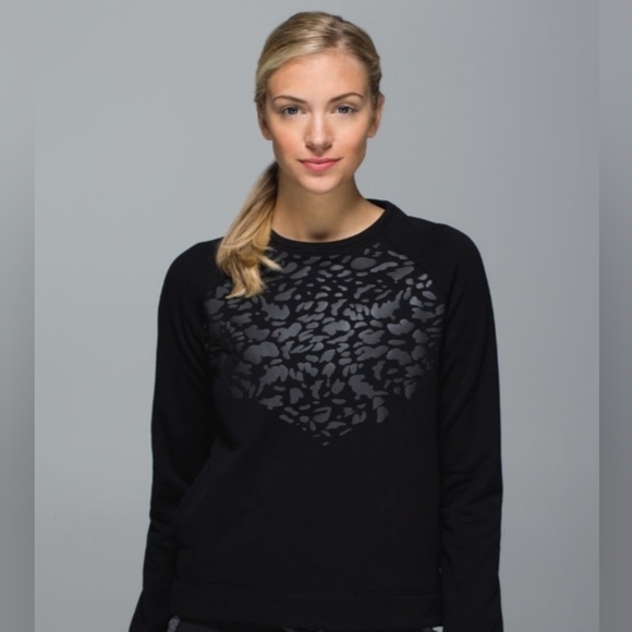 lululemon athletica Sweaters - Reflective Snapshot Crewneck Sweatshirt